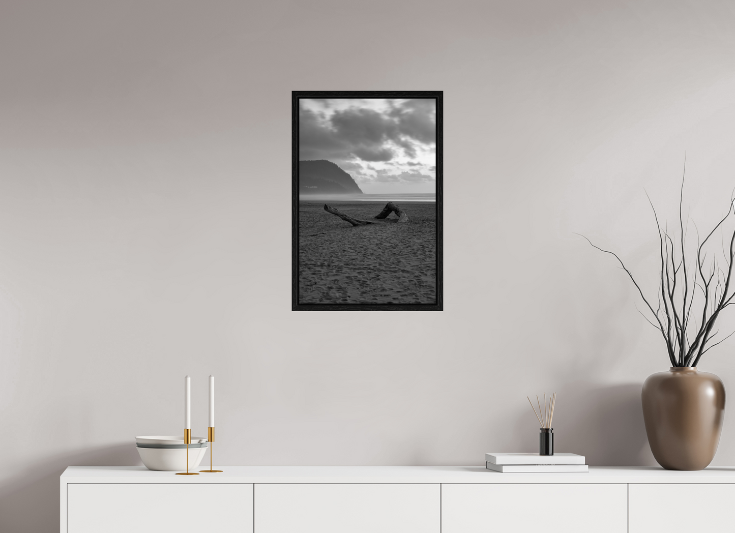 16 x 24″, Floater Frame Lonely Beach v2